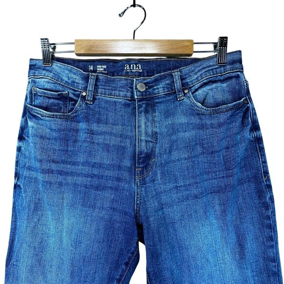a.n.a High-Rise Skinny Jean Woman 14 Raw Blue Hem Stretch Denim Trendy Preppy - Picture 3 of 10